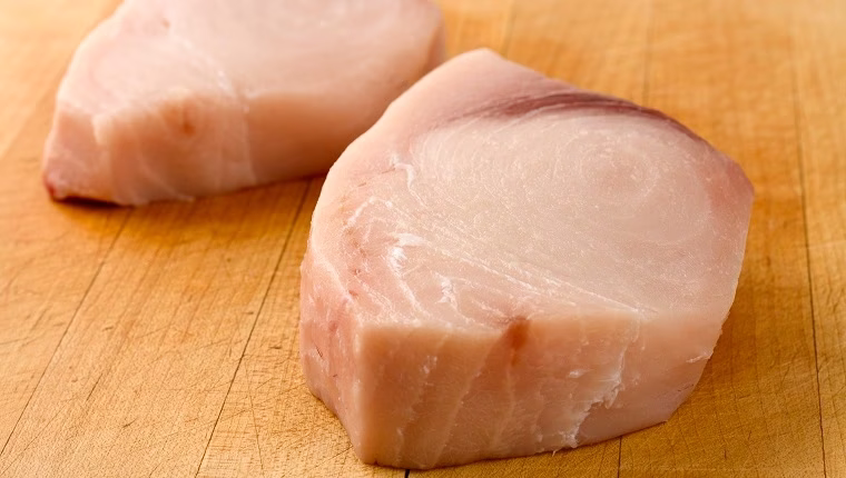 Können Hunde Schwertfisch essen? Ist Schwertfisch sicher für Hunde?