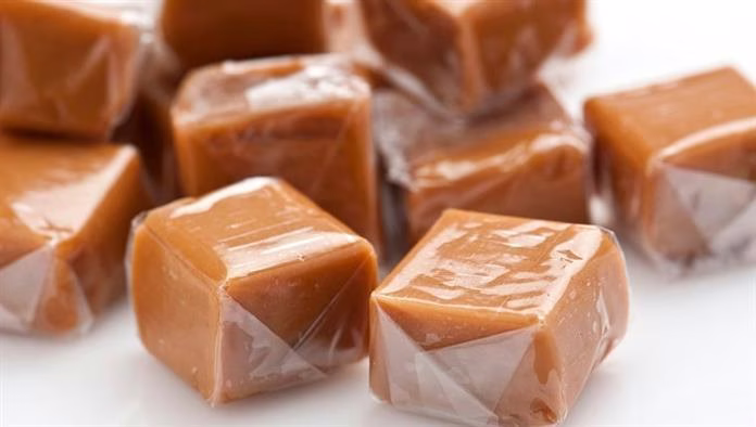 Können Hunde Toffee fressen? Ist Toffee sicher für Hunde?