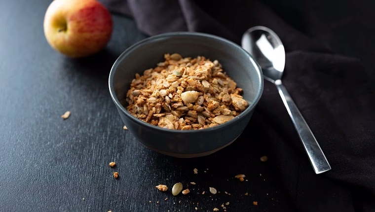 Ehetnek-e a kutyák müzlit? Biztonságos a Granola a kutyák számára?